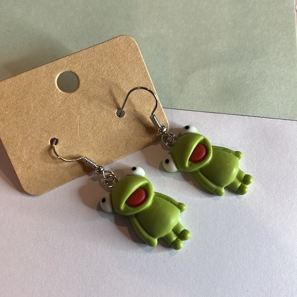 NWT Frog Earrings 1” Handmade For Women/Girls - Picture 8 of 8